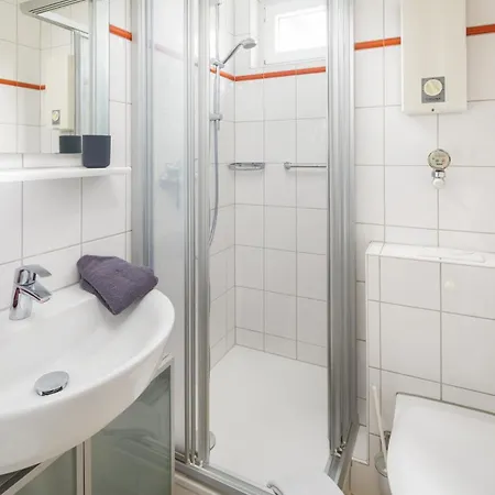 Haus Bielefeld 20 아파트 노르데메이